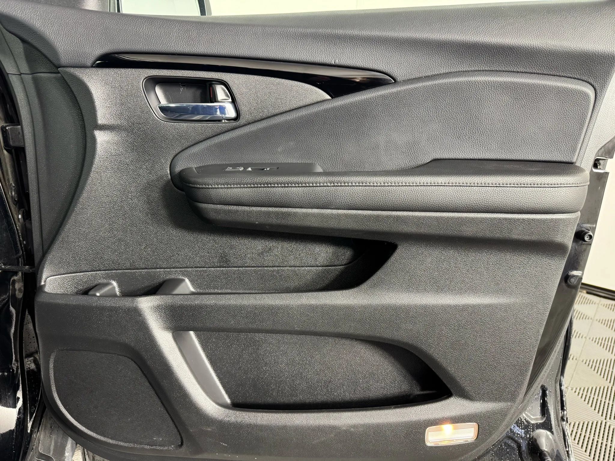 Used 2021 Honda Passport Touring image 43