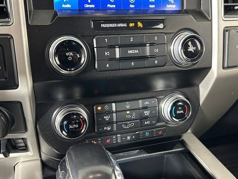 Used 2020 Ford F150 Lariat w/ Equipment Group 502A Luxury image 31