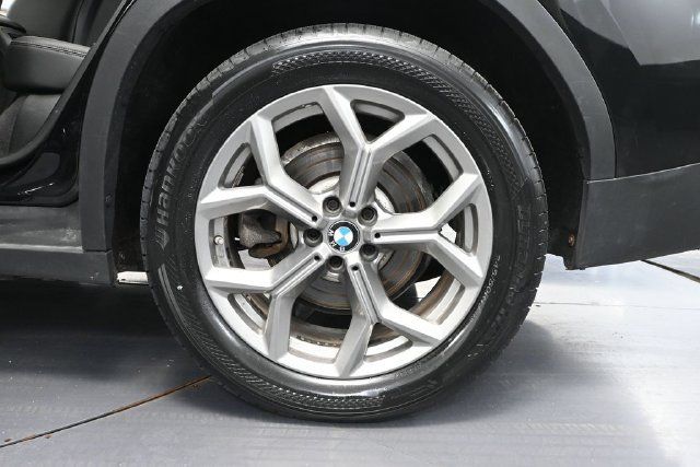 Used 2022 BMW X3 xDrive30i AWD/4WD image 10