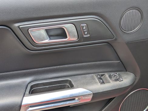 Used 2021 Ford Mustang GT Premium RWD image 15