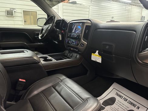Used 2017 GMC Sierra 1500 Denali w/ Denali Ultimate Package image 28