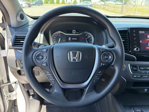 Certified 2023 Honda Ridgeline Sport image 16