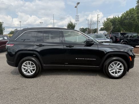 New 2026 Jeep Grand Cherokee Laredo X RWD image 11