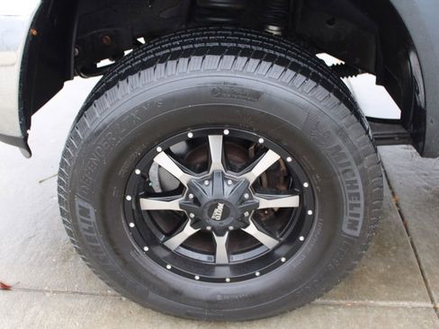 Used 2016 RAM 2500 Tradesman w/ Chrome Appearance Group image 13