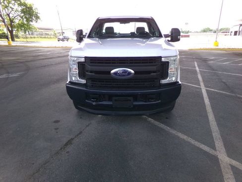Used 2017 Ford F350 XL w/ Power Equipment Group AWD/4WD image 3