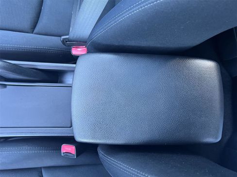 Used 2010 MAZDA MAZDA3 s Sport image 21