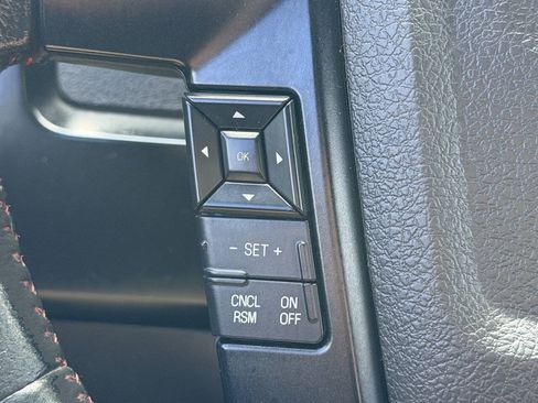 Used 2014 Ford F150 FX4 w/ FX Appearance Package AWD/4WD image 27
