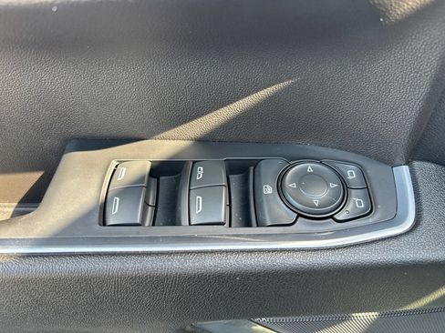 Used 2024 Chevrolet Silverado 1500 LT AWD/4WD image 22