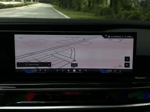 New 2025 BMW i7 xDrive60 image 22