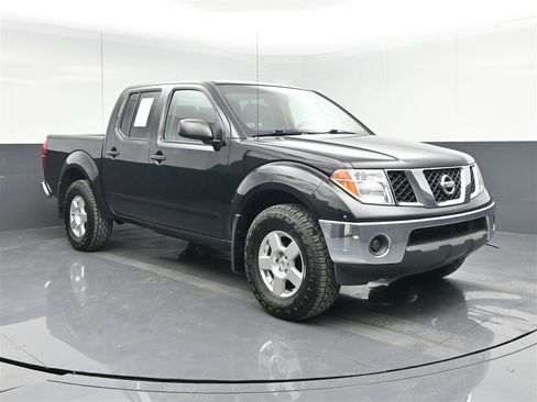 Used 2007 Nissan Frontier SE w/ SE Value Truck Pkg image 3
