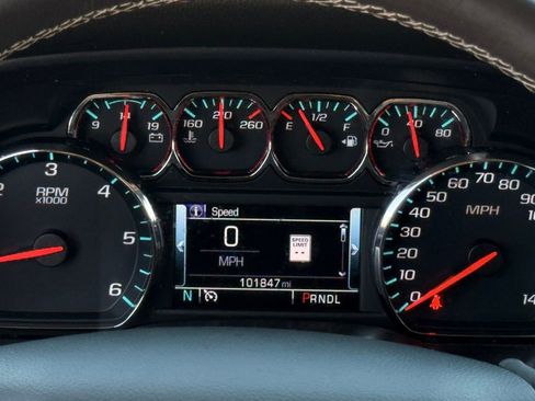 Used 2018 Chevrolet Silverado 1500 LT w/ Texas Edition image 15