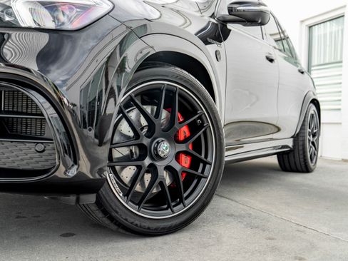 Used 2022 Mercedes-Benz GLE 63 AMG S image 4