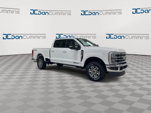 Used 2024 Ford F250 Lariat AWD/4WD image 2