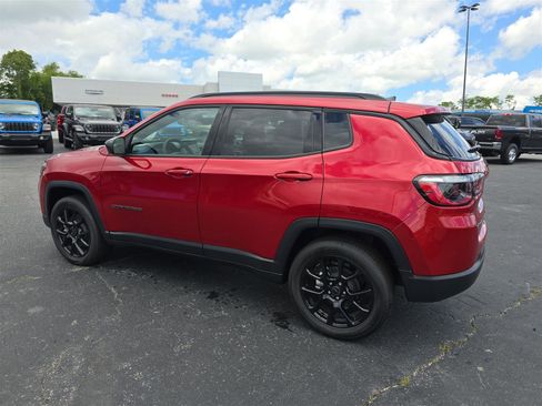 New 2025 Jeep Compass Latitude w/ Altitude Special Edition image 6