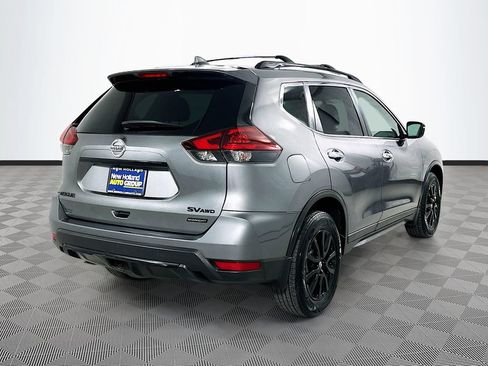 Used 2018 Nissan Rogue SV AWD/4WD image 7