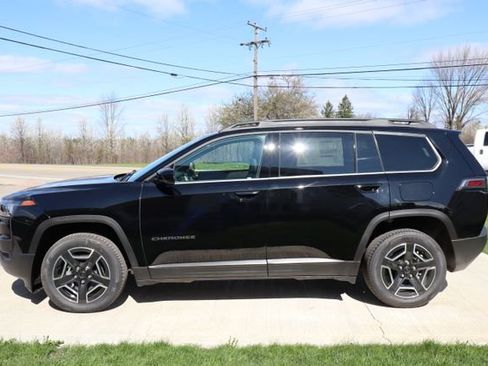 New 2026 Jeep Cherokee Limited AWD/4WD image 25