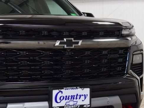 New 2026 Chevrolet Traverse Z71 w/ Enhanced Driving Package image 11