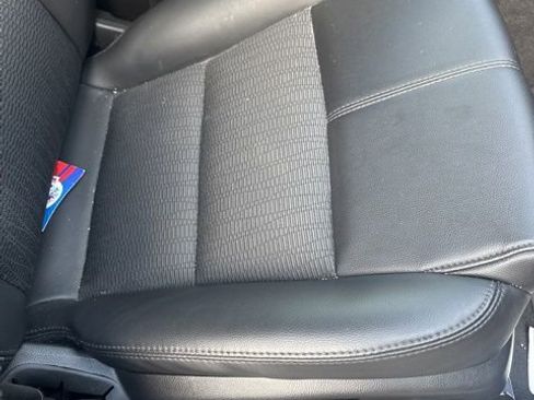 Used 2018 Chevrolet Impala LT image 30