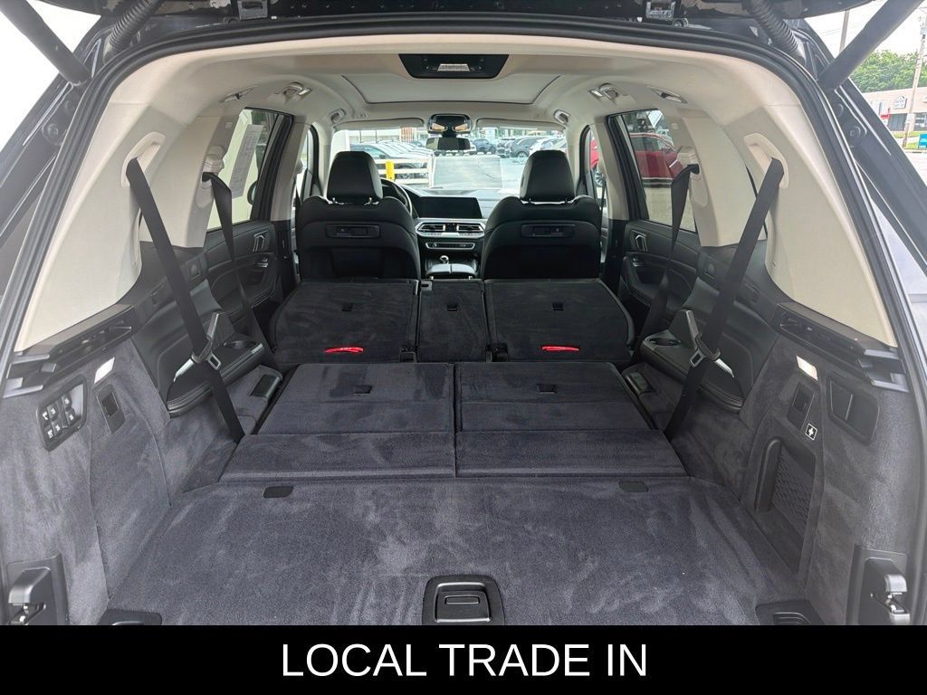 Used 2019 BMW X7 xDrive40i w/ Premium Package AWD/4WD image 12