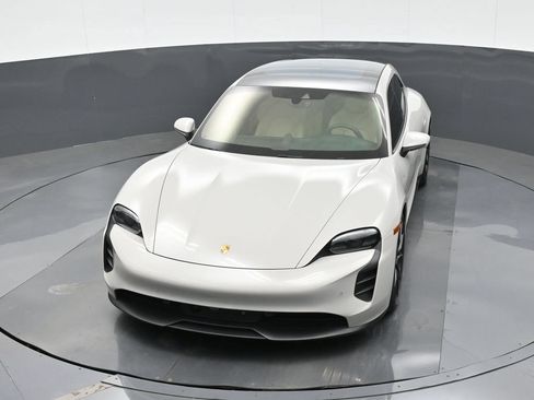 Certified 2024 Porsche Taycan GTS AWD/4WD image 33