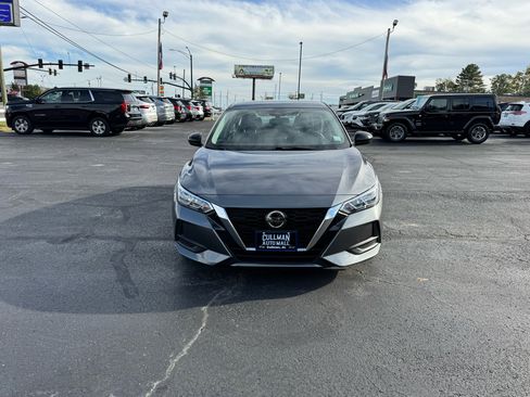 Used 2023 Nissan Sentra SV image 3