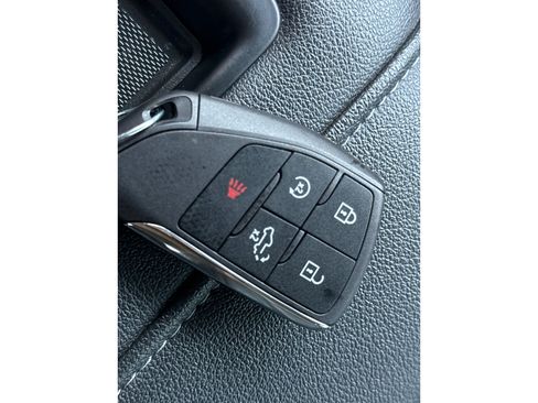 Used 2022 Chevrolet Silverado 1500 RST w/ Convenience Package II AWD/4WD image 37