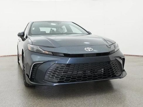 New 2026 Toyota Camry SE image 30