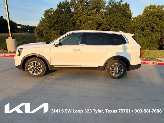 Certified 2024 Kia Telluride LX FWD image 7