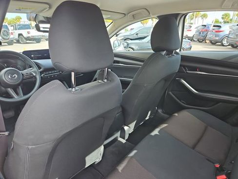 Certified 2025 MAZDA MAZDA3 s image 11