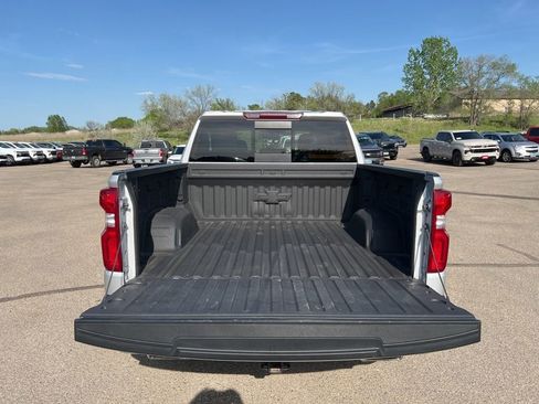 Used 2019 Chevrolet Silverado 1500 LTZ w/ LTZ Plus Package AWD/4WD image 27