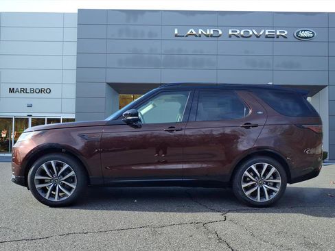 New 2026 Land Rover Discovery Limited Edition image 6