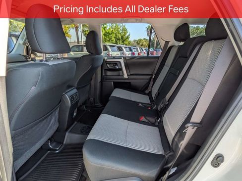 Certified 2023 Toyota 4Runner SR5 AWD/4WD image 15