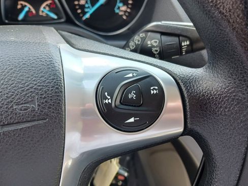 Used 2016 Ford Escape SE image 25