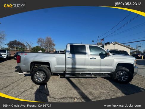 Used 2019 Chevrolet Silverado 2500 LTZ w/ Duramax Plus Package image 4