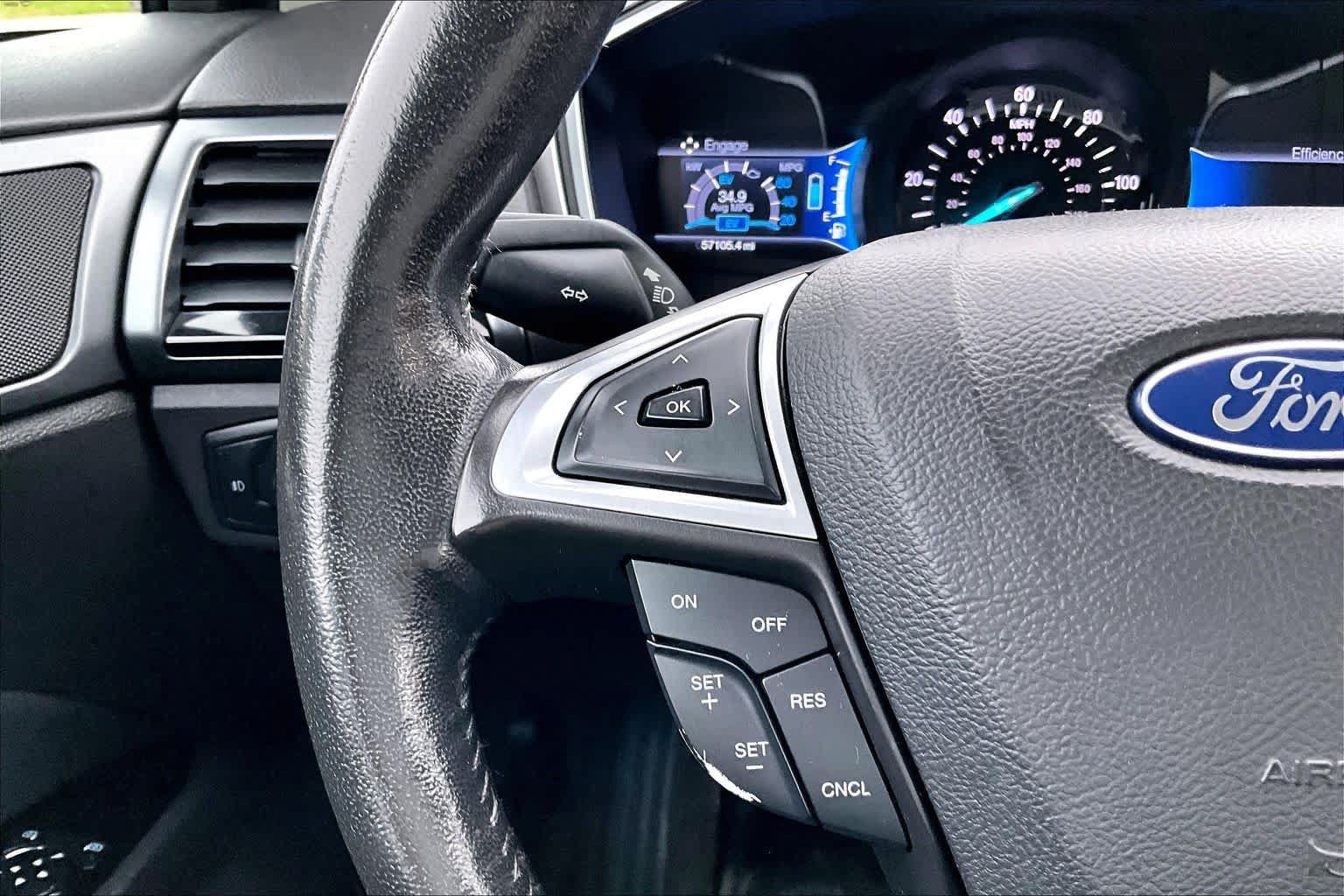 Used 2013 Ford Fusion SE FWD image 24