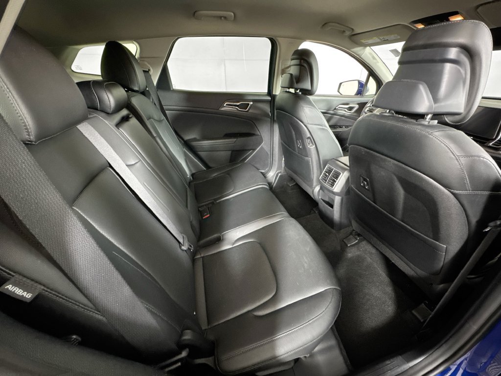 Used 2024 Kia Sportage EX FWD image 27