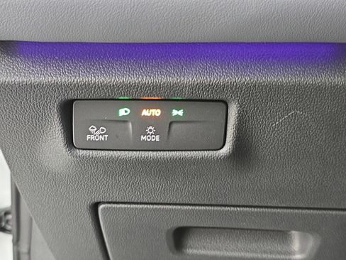 New 2026 Volkswagen Tiguan SEL R-Line image 25