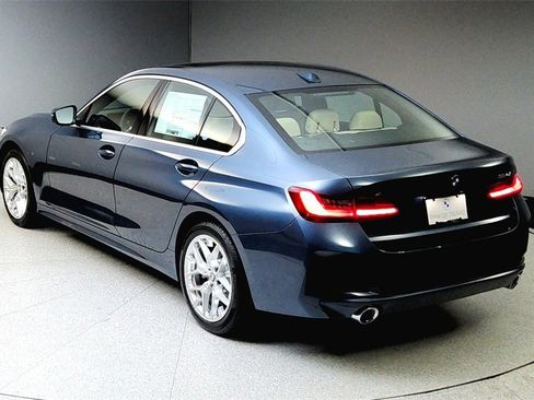 Used 2025 BMW 330i xDrive Sedan w/ Convenience Package image 15