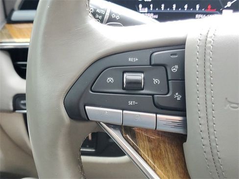 Certified 2021 Cadillac Escalade Premium Luxury Platinum image 22