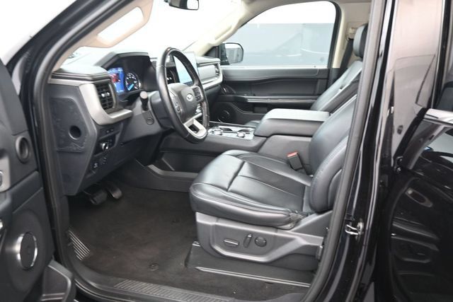 Used 2024 Ford Expedition Max XLT AWD/4WD image 13