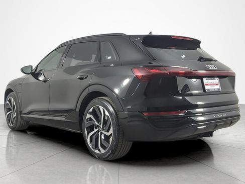 Used 2024 Audi Q8 e-tron Premium Plus w/ Premium Plus Package AWD/4WD image 3