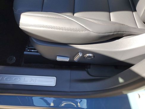 New 2026 Lincoln Nautilus Premier AWD/4WD image 22