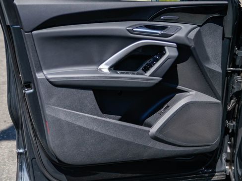 Certified 2025 Audi Q5 Premium Plus w/ Premium Plus image 23