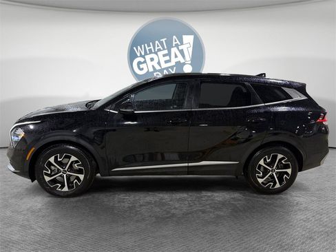 Certified 2023 Kia Sportage EX image 7