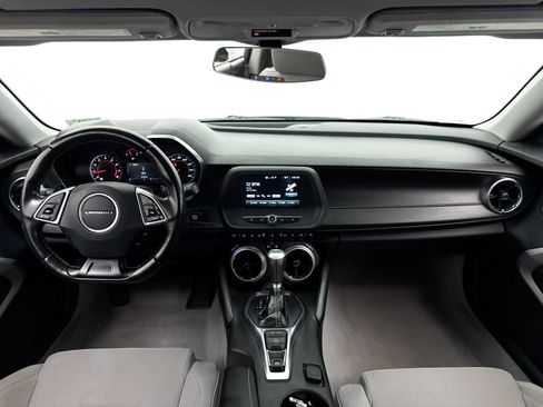 Used 2018 Chevrolet Camaro LT RWD image 21
