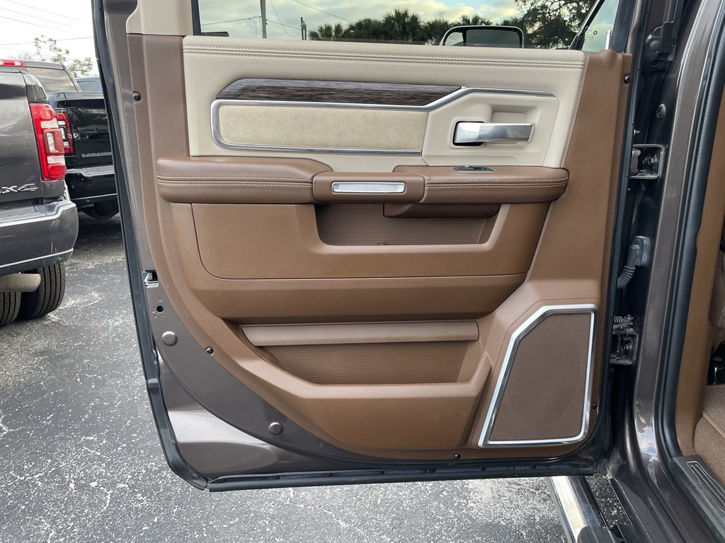 Used 2019 RAM 3500 Laramie AWD/4WD image 47