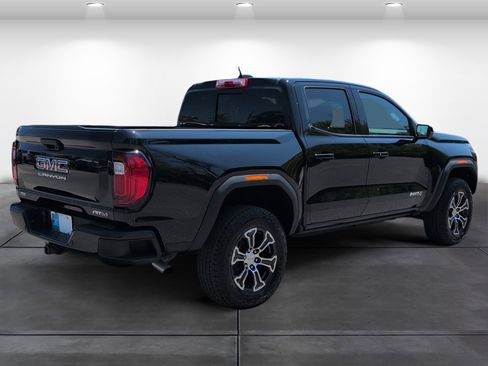 Used 2025 GMC Canyon AT4 w/ Technology Plus Package AWD/4WD image 5