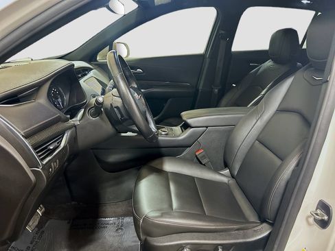 Used 2020 Cadillac XT4 Sport FWD image 17