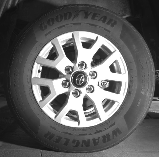 Used 2025 Toyota Tacoma SR AWD/4WD image 12