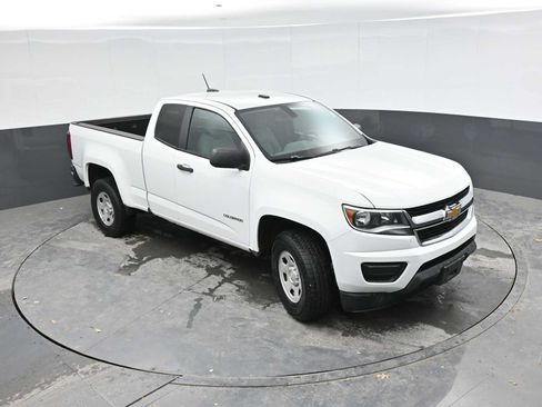 Used 2016 Chevrolet Colorado W/T w/ WT Convenience Package RWD image 17